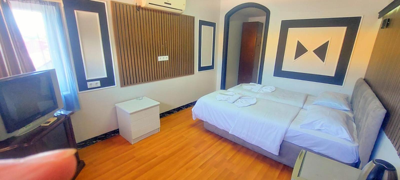 Metrepol Hotel Batumi Ngoại thất bức ảnh