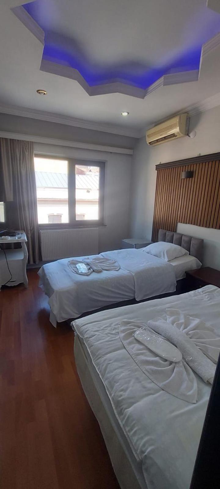 Metrepol Hotel Batumi Ngoại thất bức ảnh