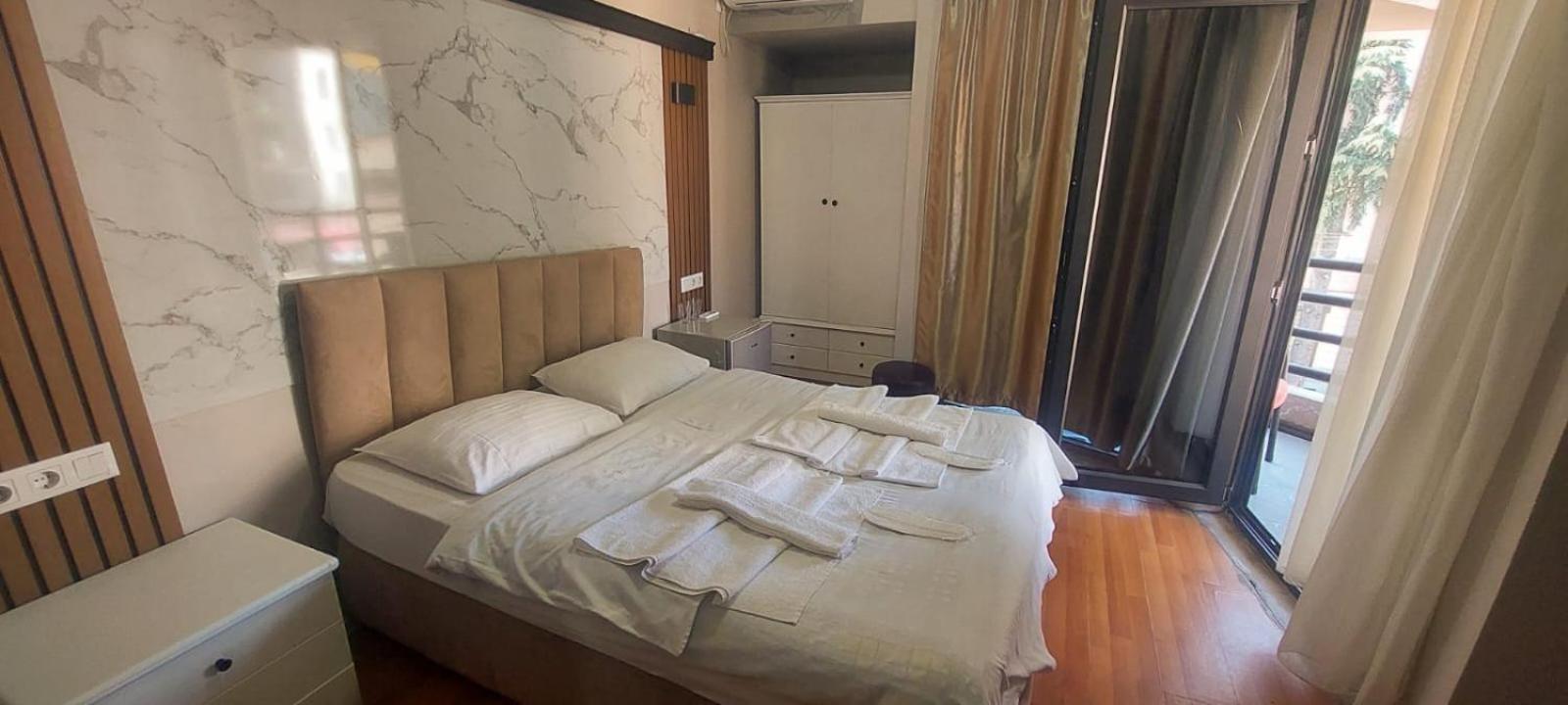 Metrepol Hotel Batumi Ngoại thất bức ảnh