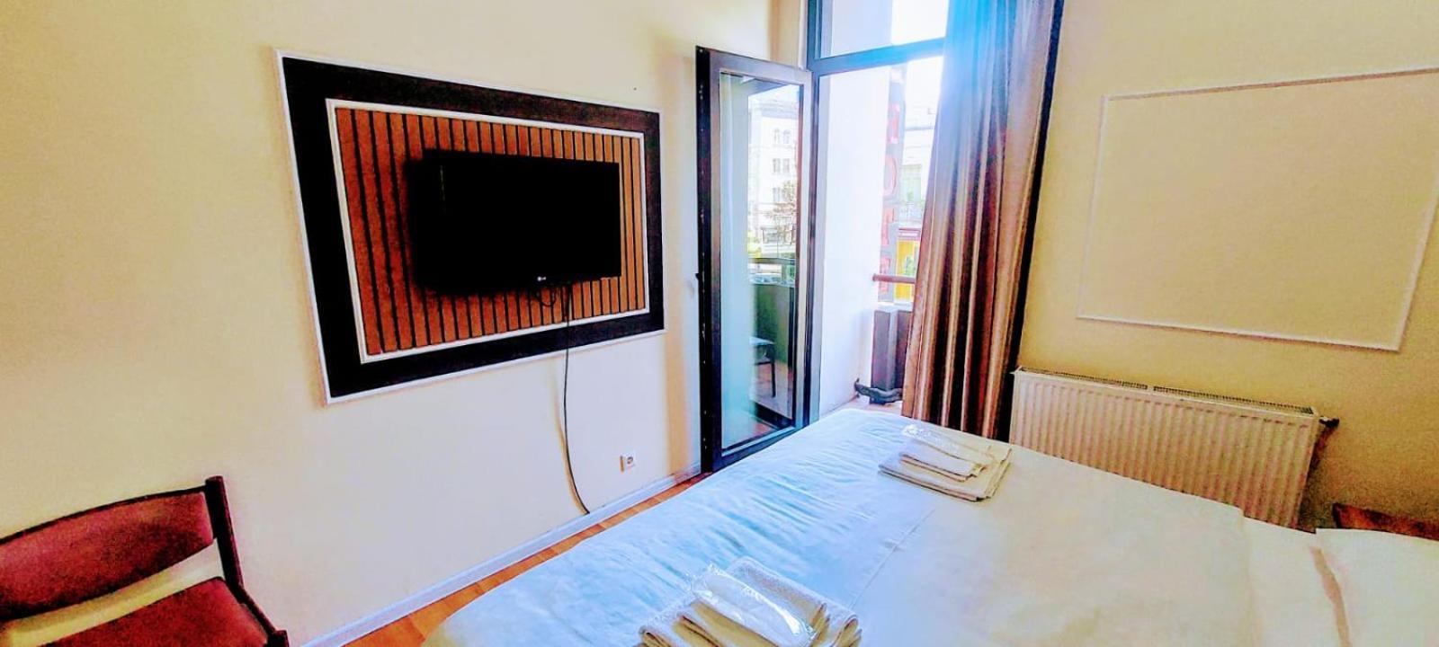 Metrepol Hotel Batumi Ngoại thất bức ảnh
