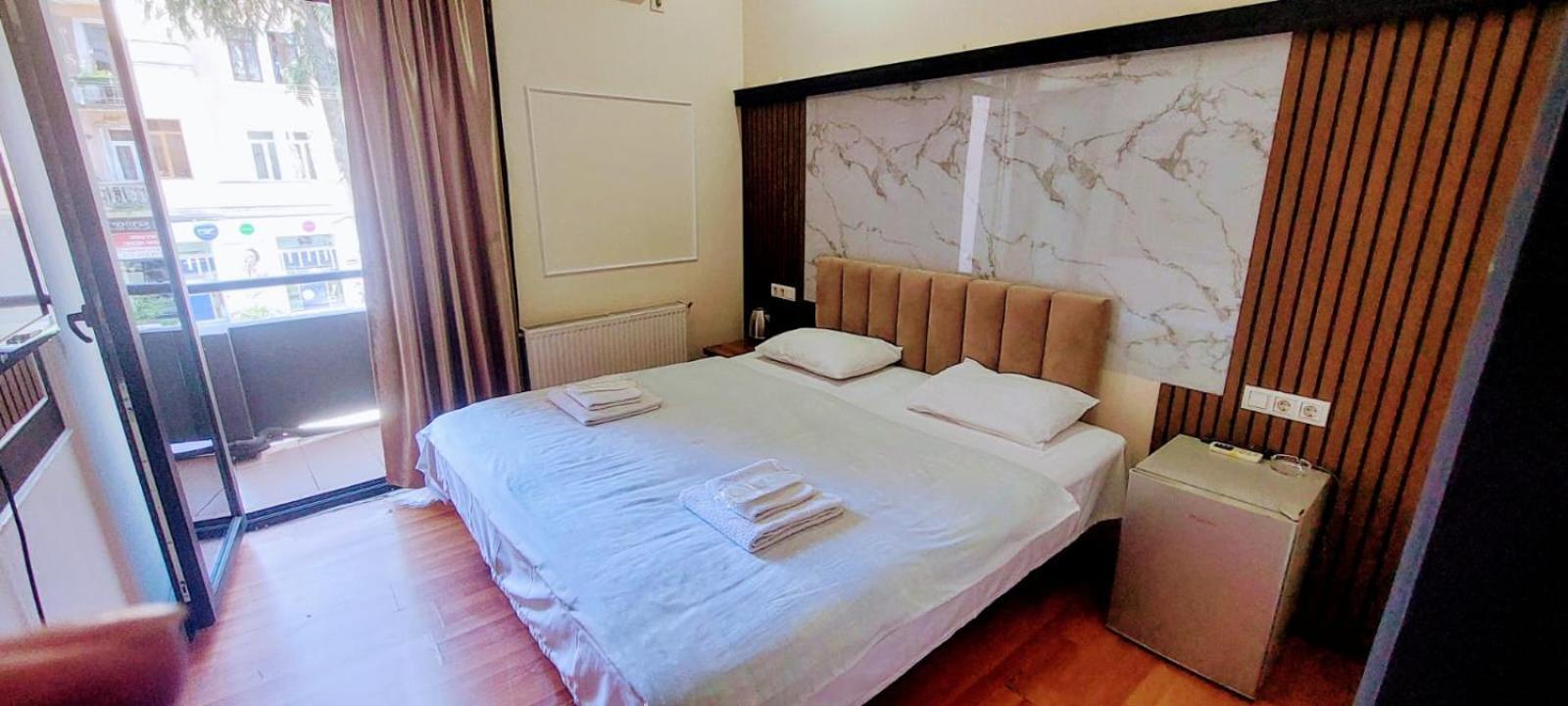 Metrepol Hotel Batumi Ngoại thất bức ảnh