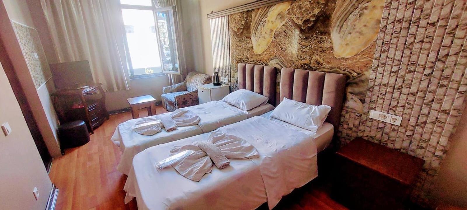 Metrepol Hotel Batumi Ngoại thất bức ảnh