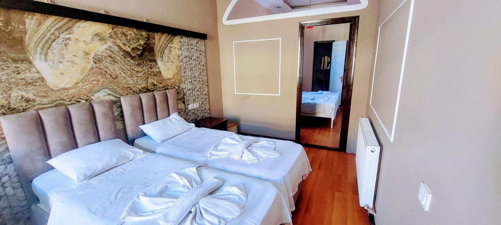 Metrepol Hotel Batumi Ngoại thất bức ảnh