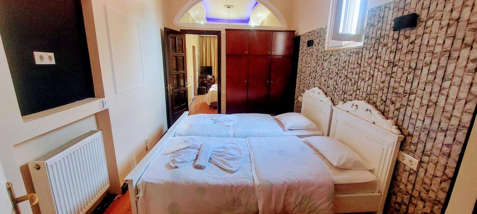 Metrepol Hotel Batumi Ngoại thất bức ảnh